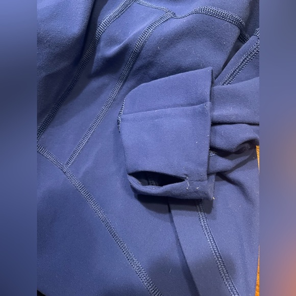 Lululemon Athletica Jacket with Breathable Back and Thumb Hole Sz 10 - Picture 14 of 15